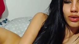 Fille colombienne à la webcam