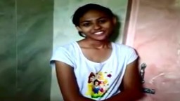 Une jeune femme du Bangladesh se dénude pour la caméra - xxx - #02